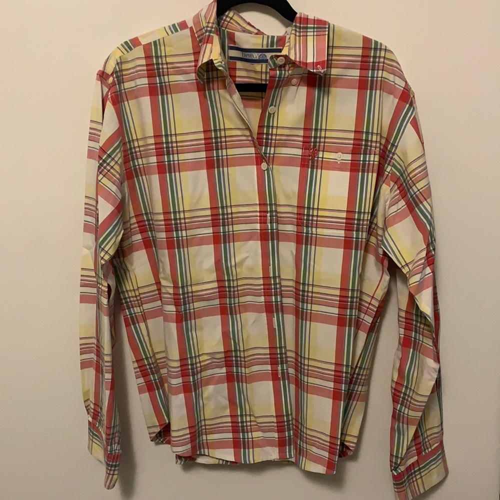 Women’s plaid shirt